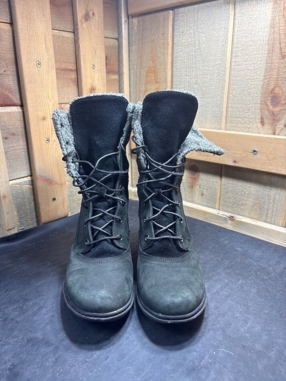 Timberland 8258A Womens Size 8.5 US 6.5 UK 39.5 EU Black Suede Wedge Boots